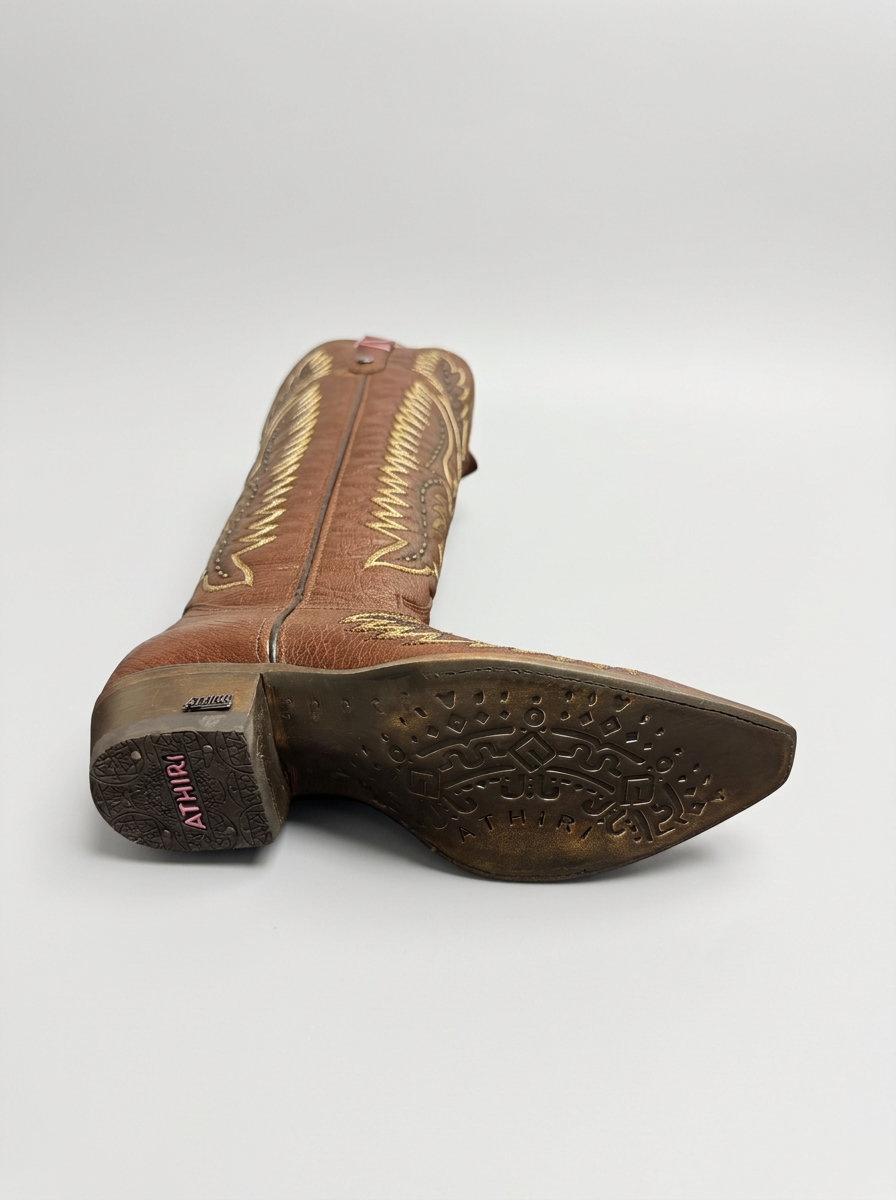Bufalino Western Boot — Cognac — sole close-up